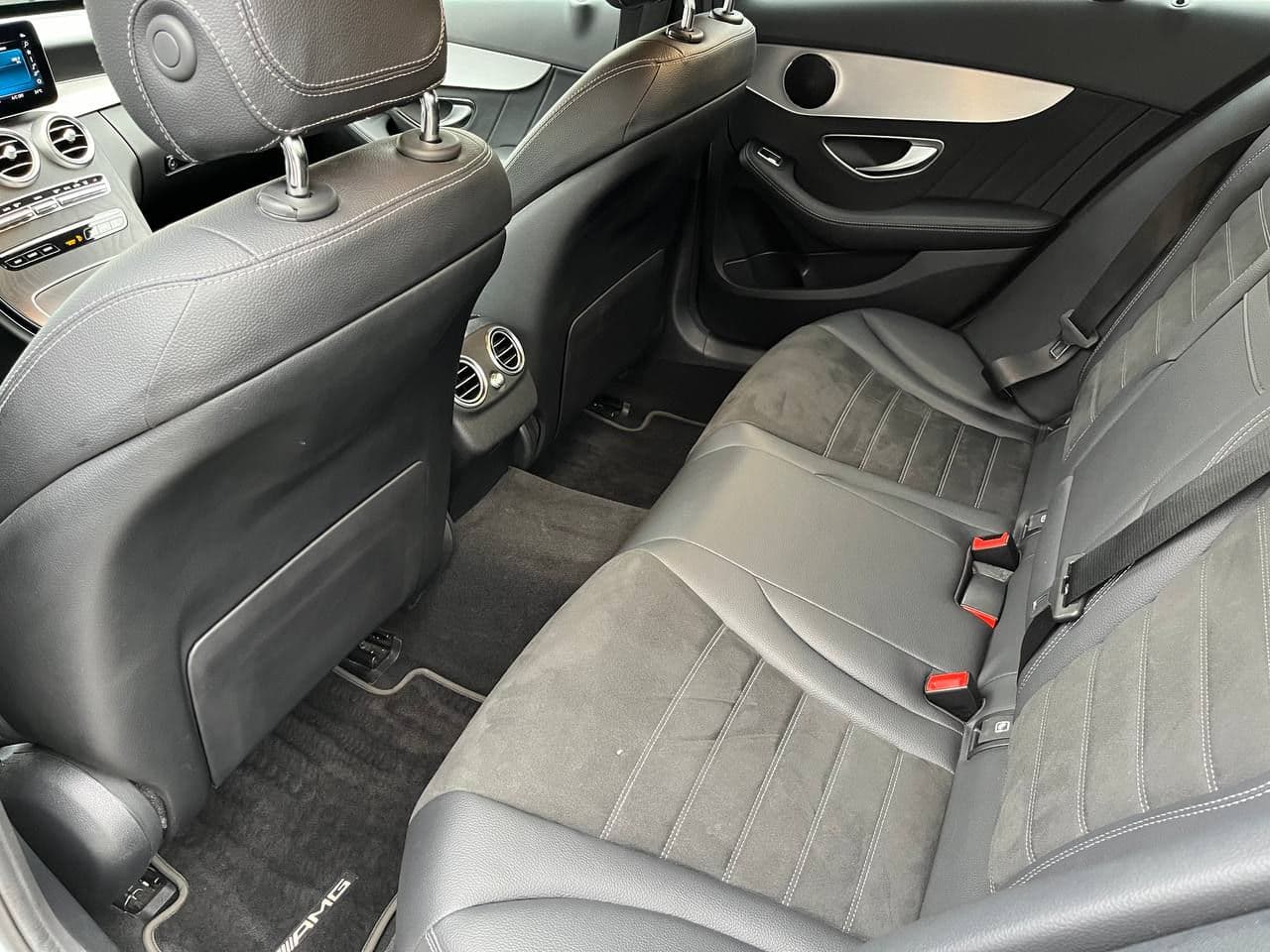 Mercedes C 220 2019 — Миниатюра 17