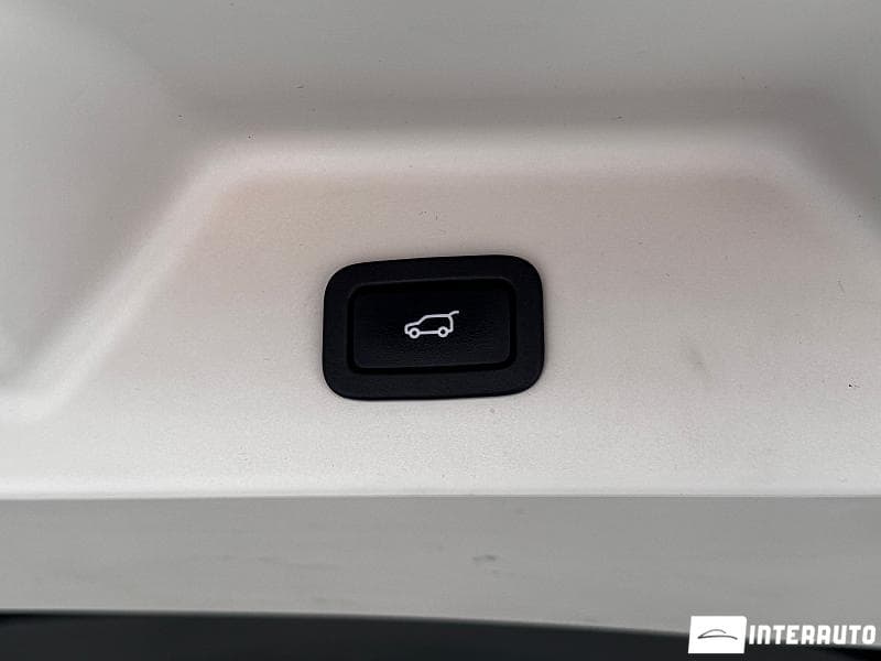 Land Rover Range Rover Vogue 2016 — Миниатюра 21