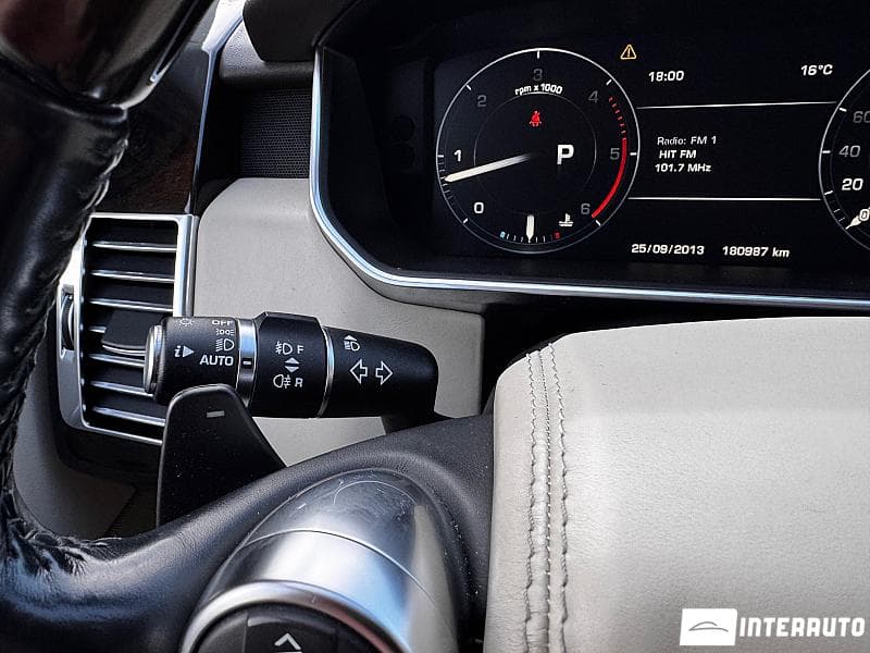 Land Rover Range Rover Vogue 2016 — Миниатюра 17