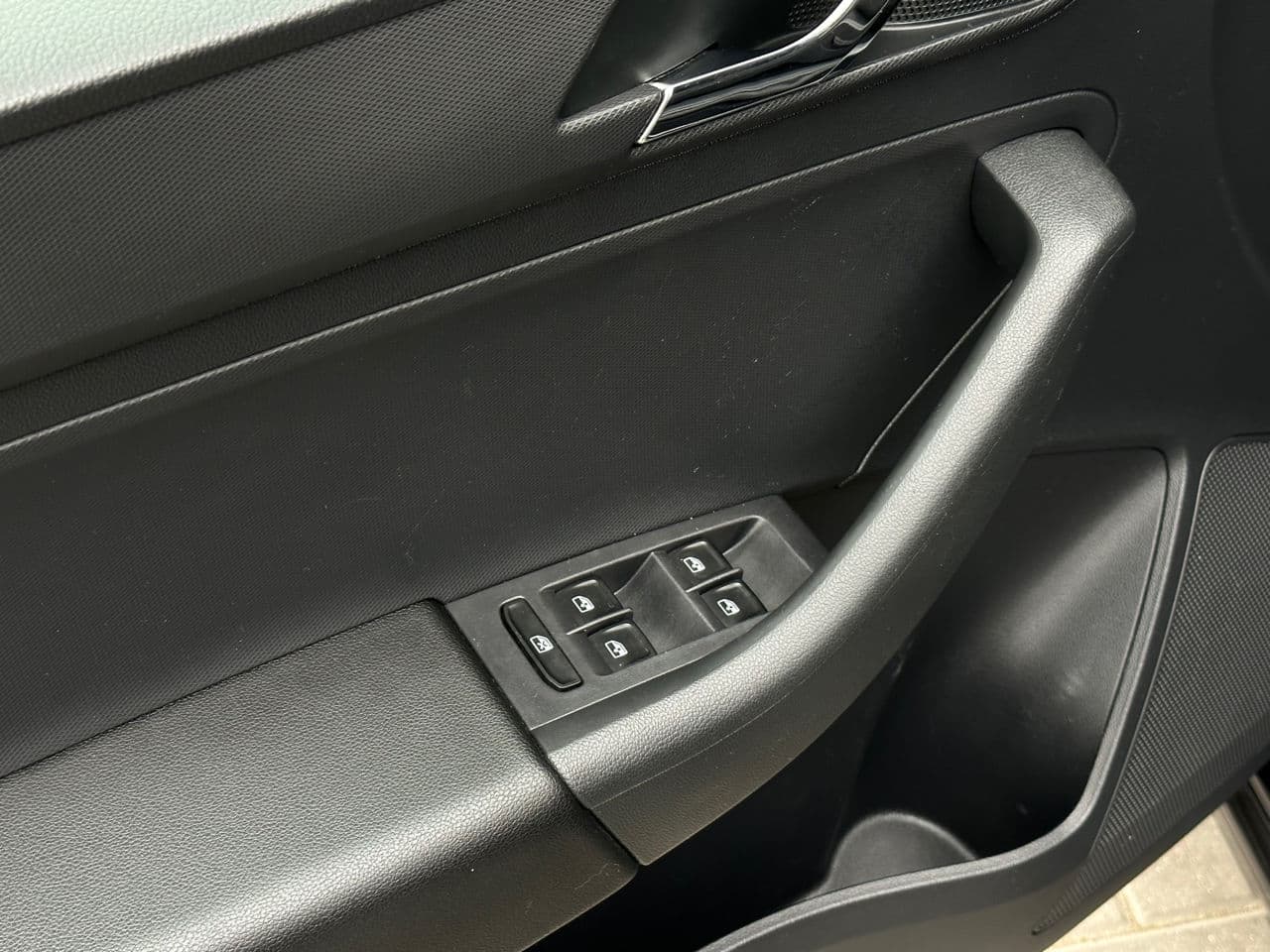 Skoda Rapid 2016 — Миниатюра 6