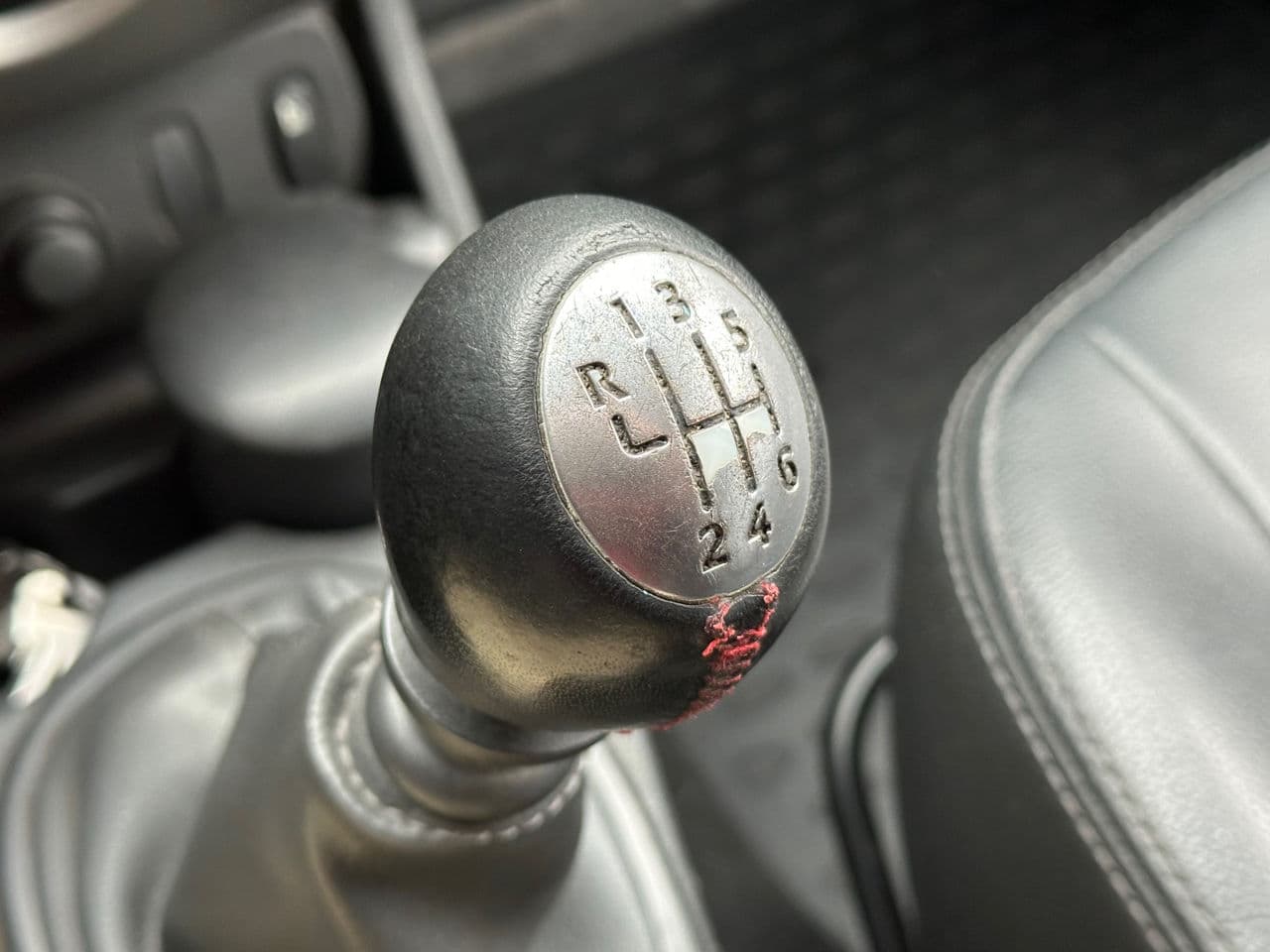 Dacia Duster 2012 — Миниатюра 10