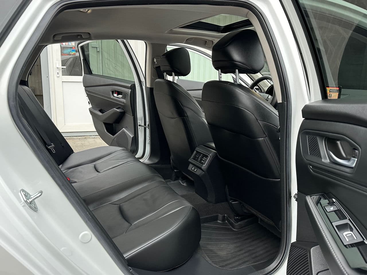 Honda Accord 2023 — Миниатюра 6