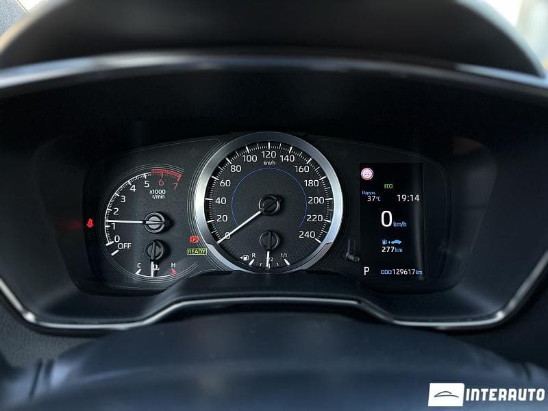 Toyota Corolla 2021 — Миниатюра 12