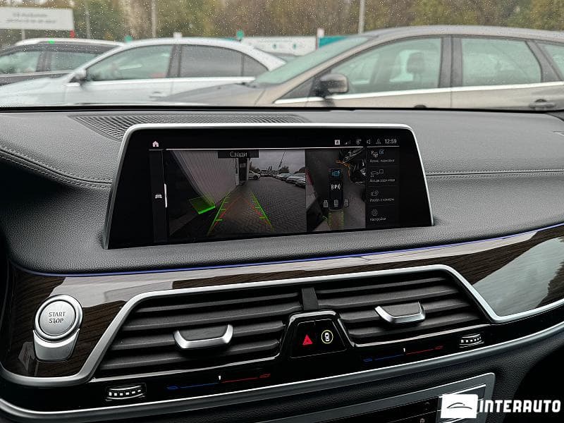 BMW 745e 2019 — Миниатюра 11