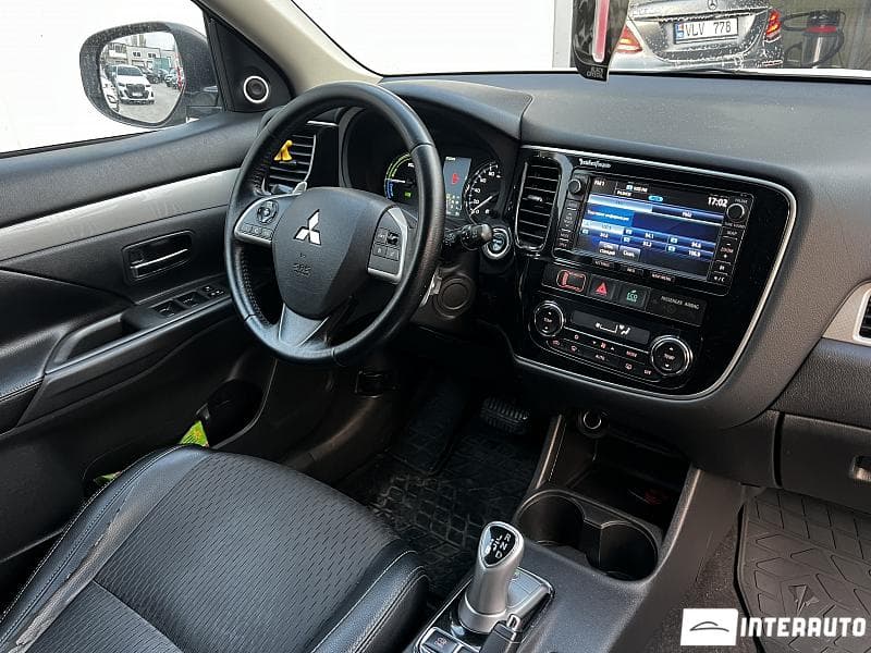 Mitsubishi Outlander 2014 — Миниатюра 14