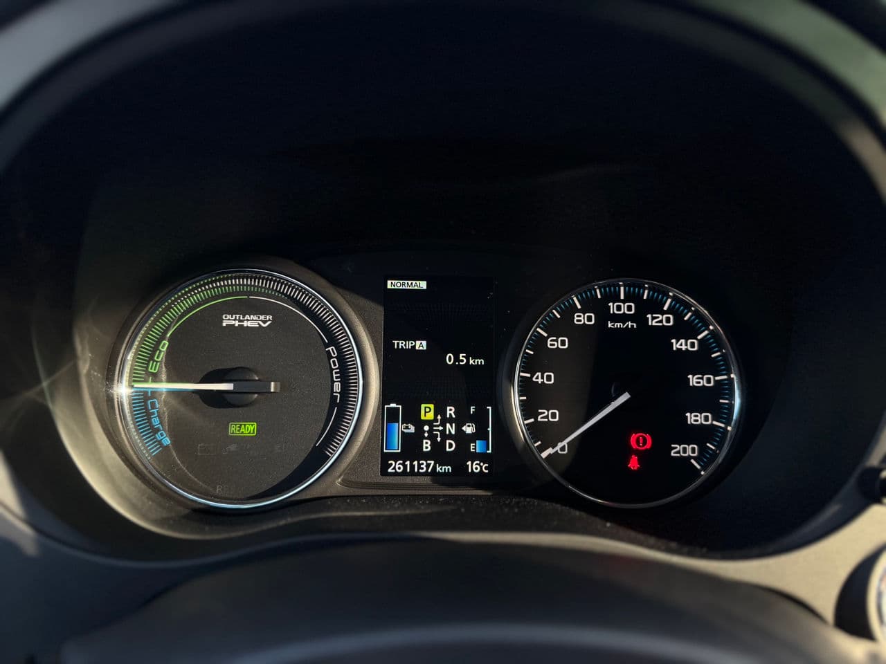 Mitsubishi Outlander 2013 — Миниатюра 11