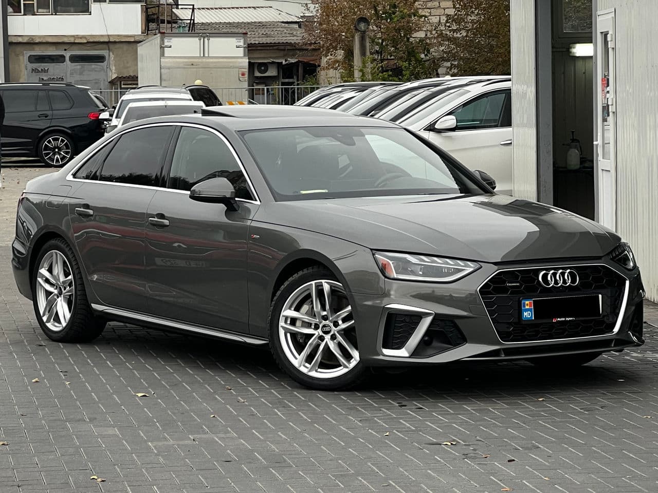 Audi A4 2022 — Миниатюра 4