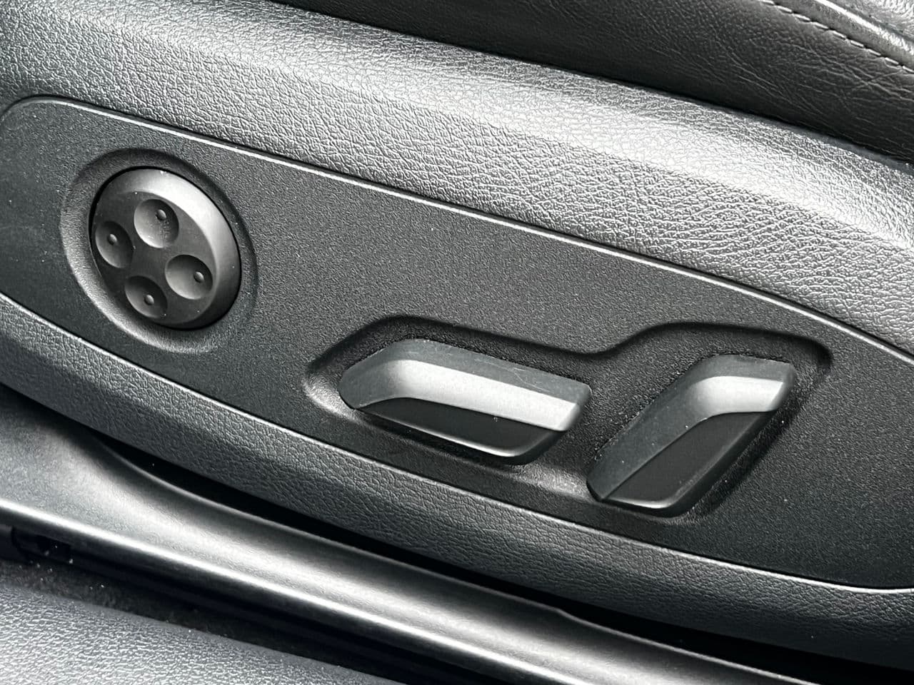 Audi A4 2022 — Миниатюра 13