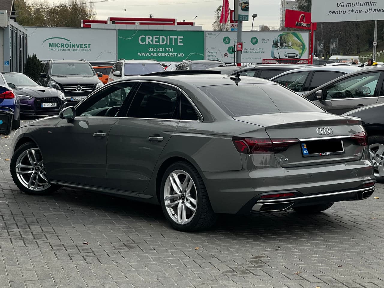 Audi A4 2022 — Миниатюра 3