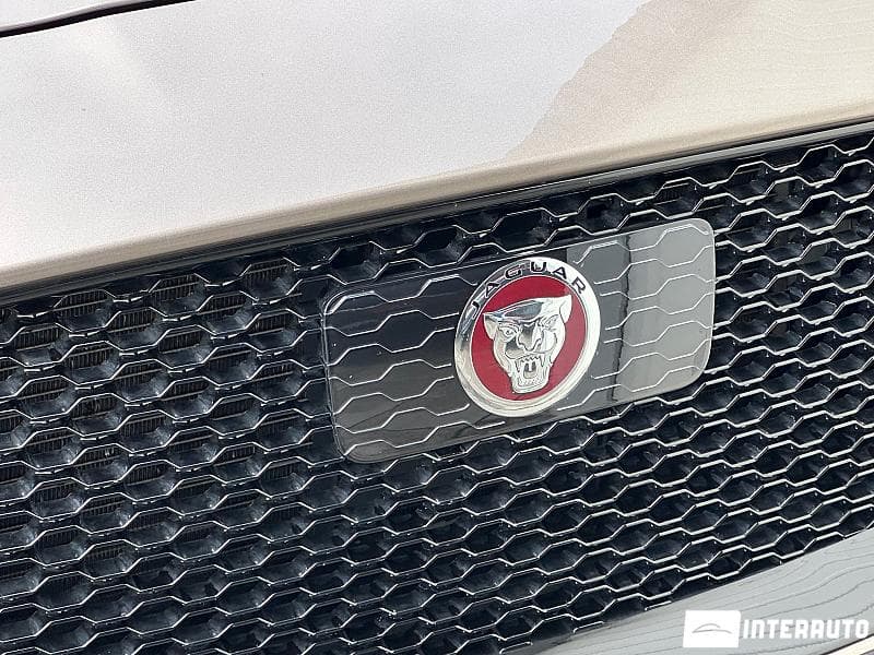 Jaguar F-Pace 2017 — Миниатюра 23