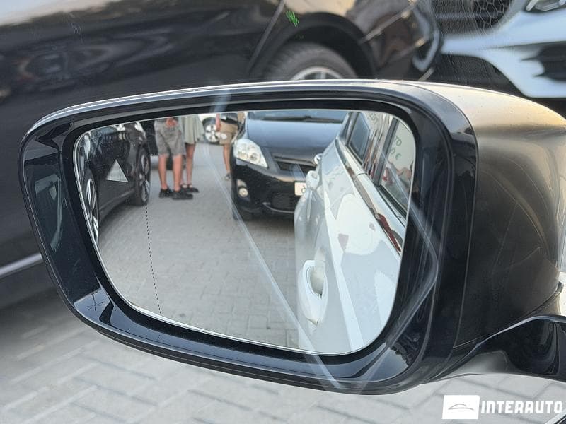 BMW M340i 2020 — Миниатюра 6