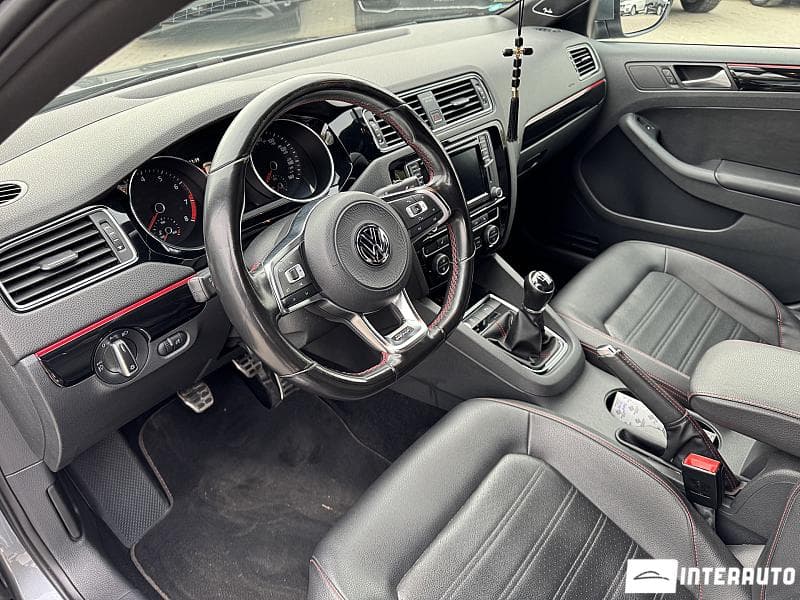 Volkswagen Jetta GLI 2017 — Миниатюра 12
