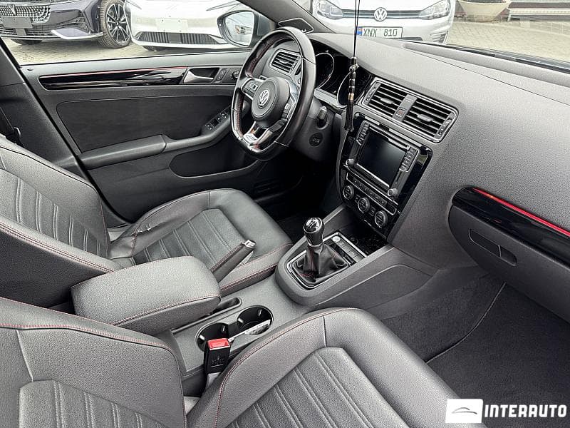 Volkswagen Jetta GLI 2017 — Миниатюра 24