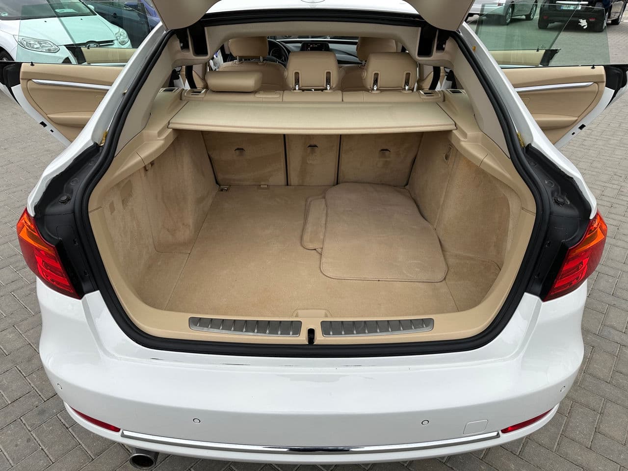 BMW 320 GT 2015 — Миниатюра 20