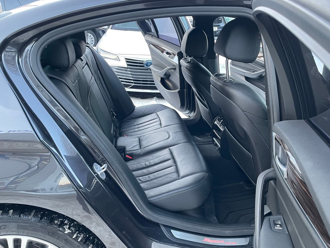 BMW 530 2018 — Миниатюра 16