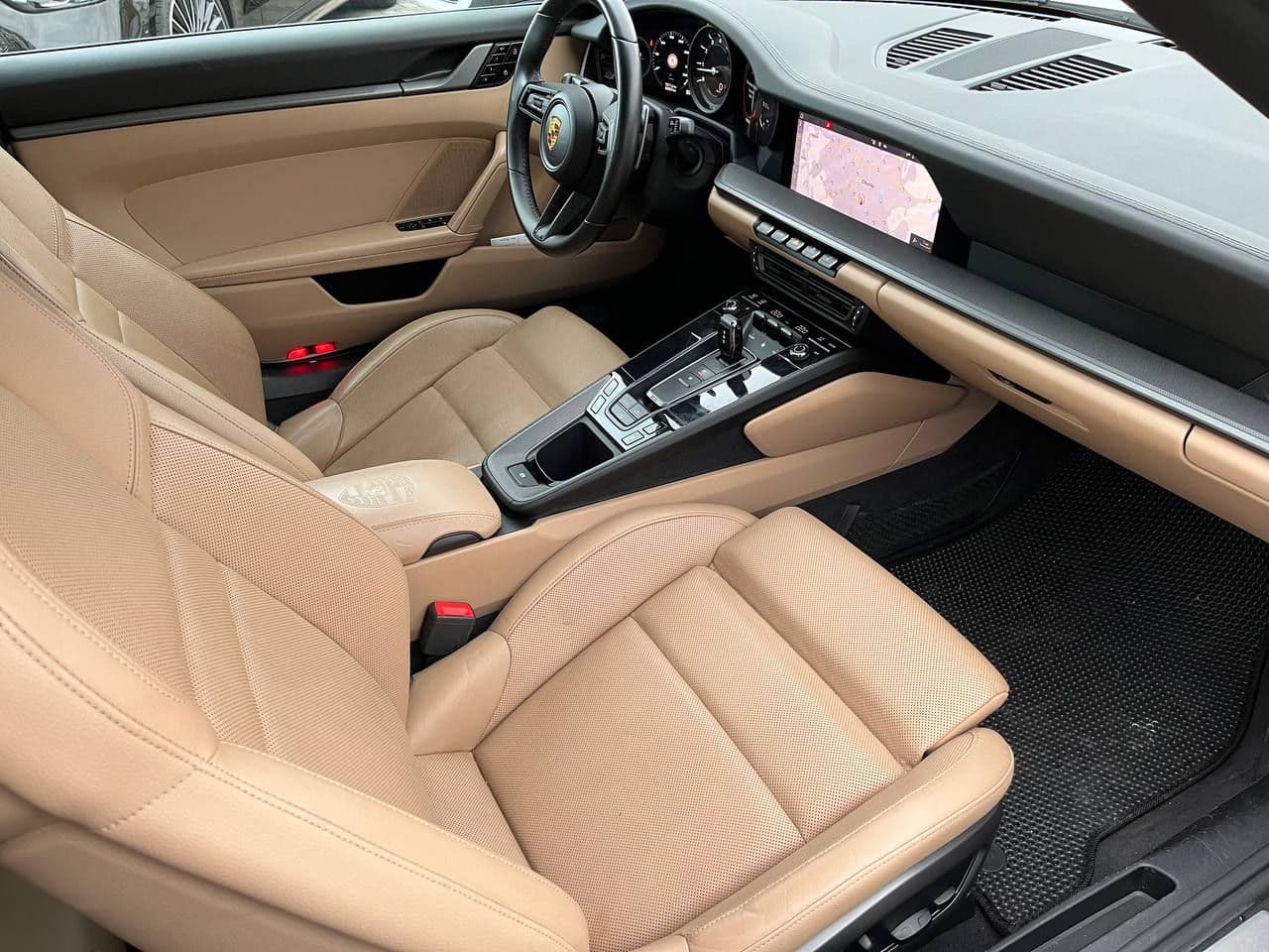 2020 Porsche 911 Carrera — Miniatură 6