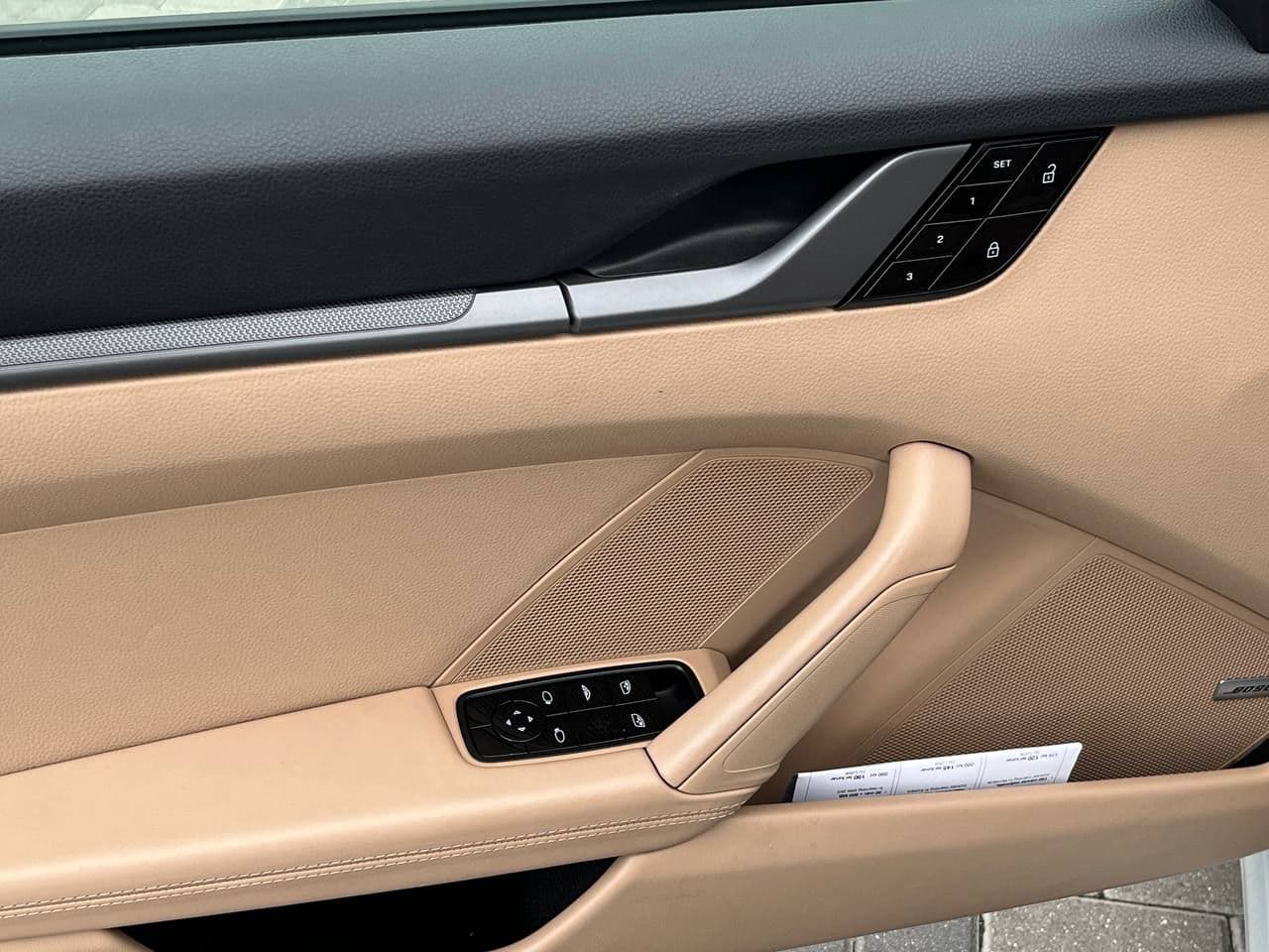 2020 Porsche 911 Carrera — Miniatură 5