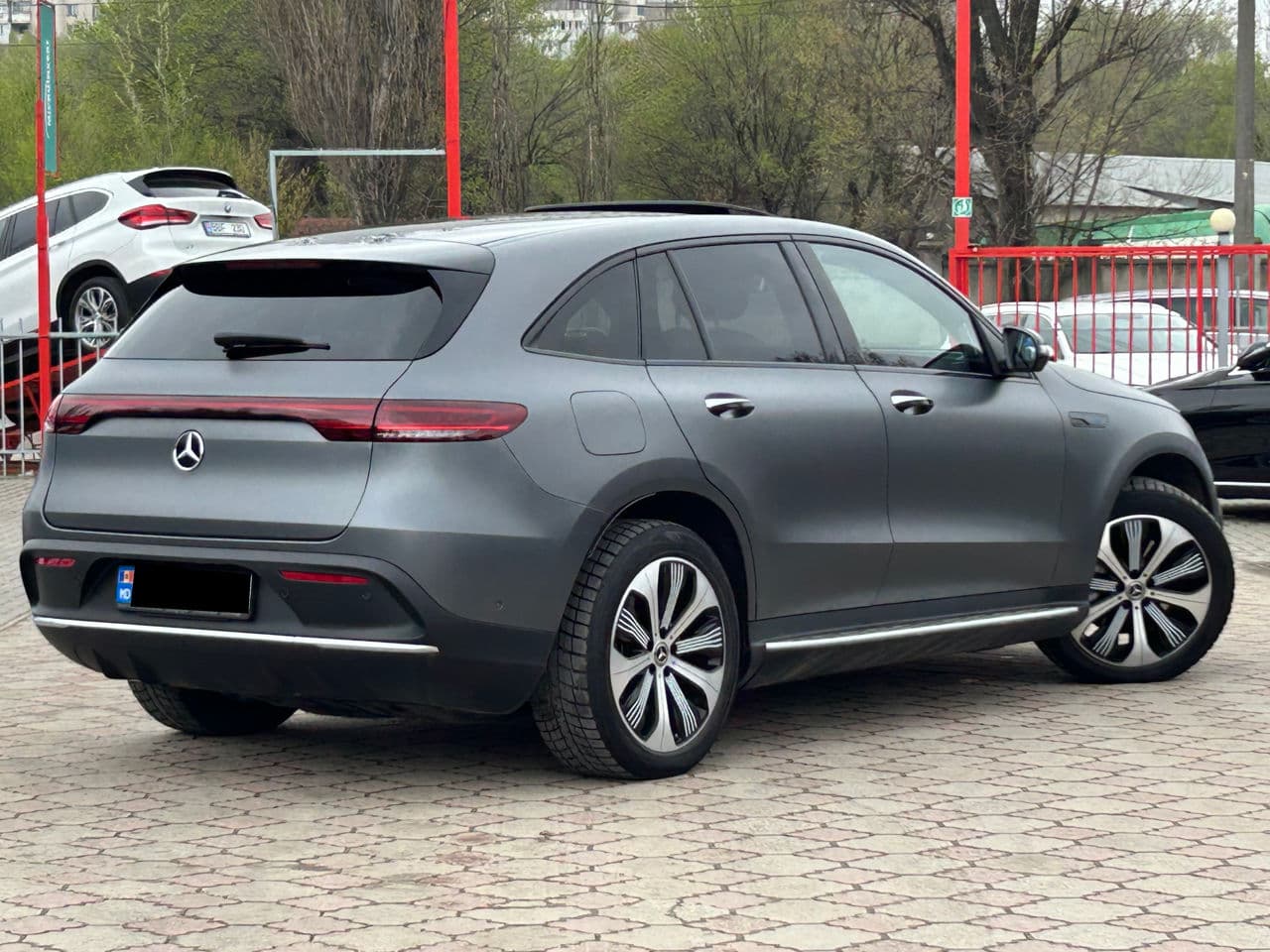 Mercedes EQC 400 2020 — Миниатюра 3