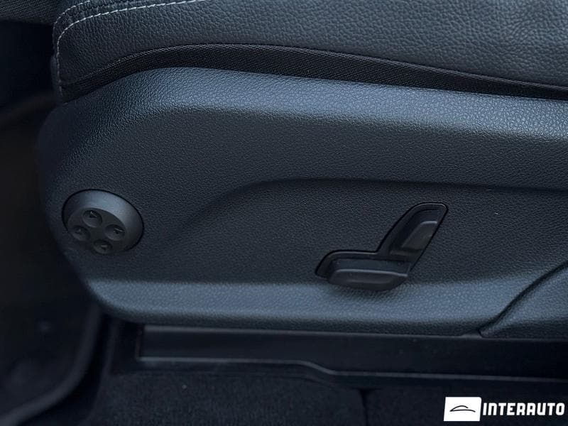 Mercedes GLC 220d 2019 — Миниатюра 8