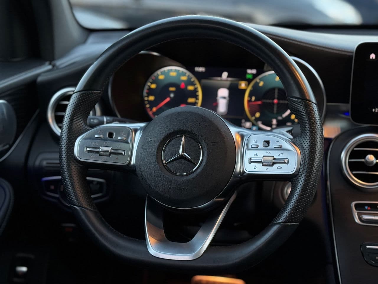 Mercedes GLC 220d 2019 — Миниатюра 13