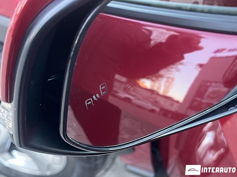 Toyota Rav-4 2019 — Миниатюра 5