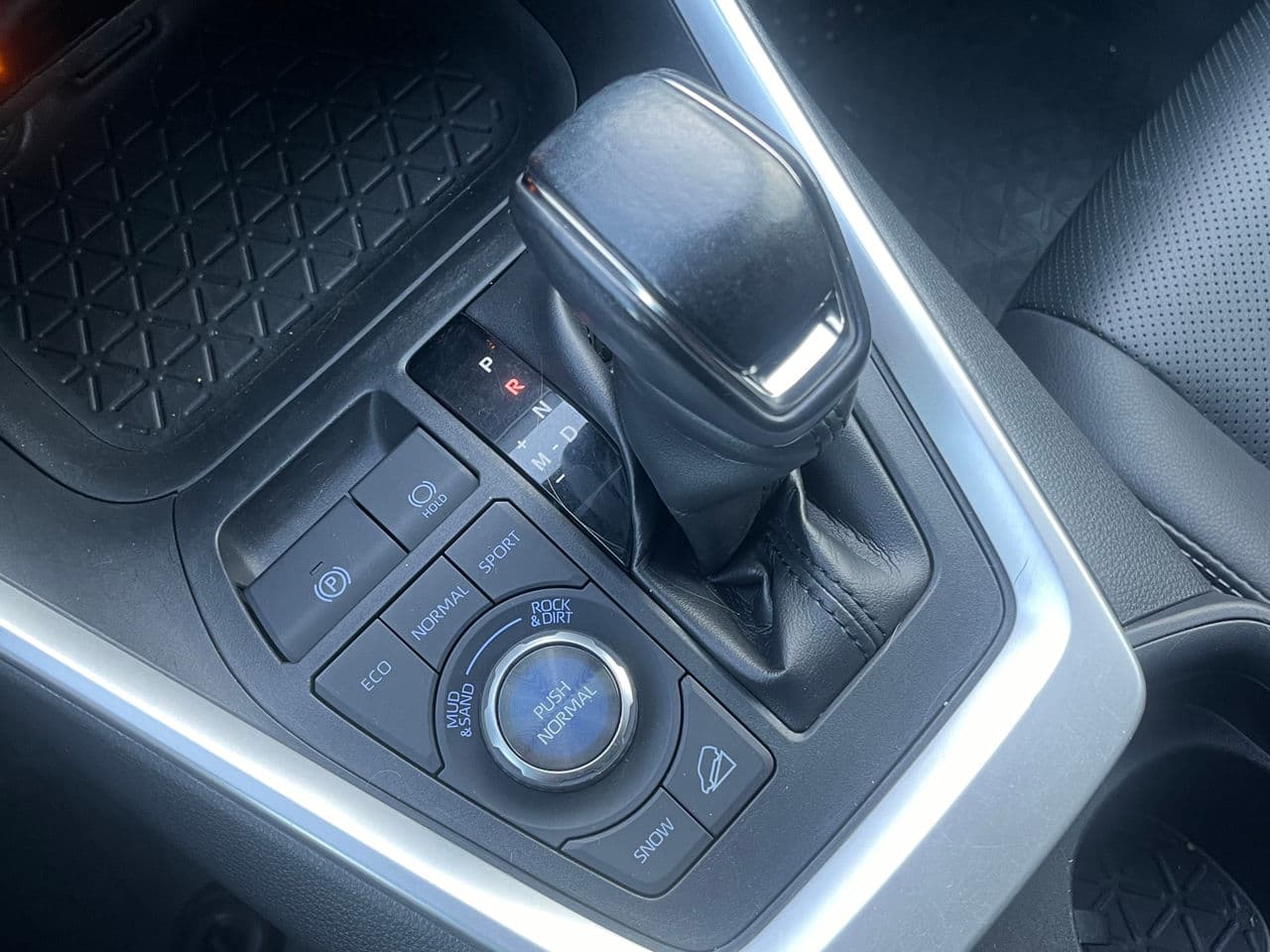 Toyota Rav-4 2019 — Миниатюра 17