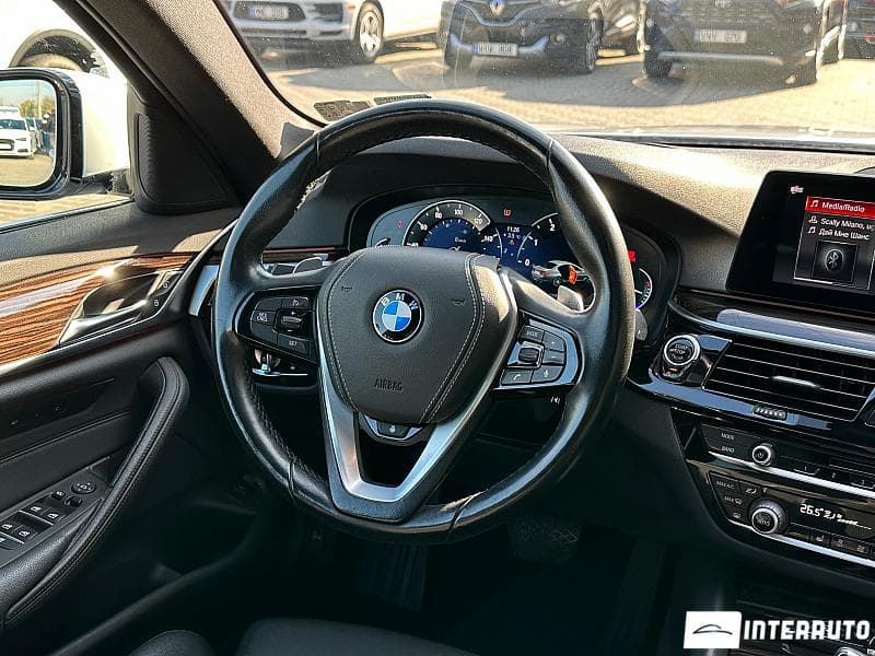BMW 530 2018 — Миниатюра 13