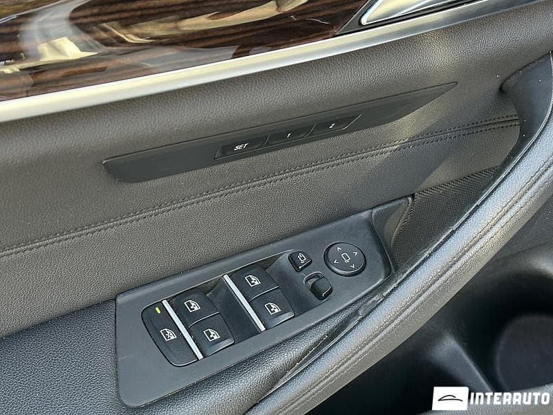 BMW 530 2018 — Миниатюра 8