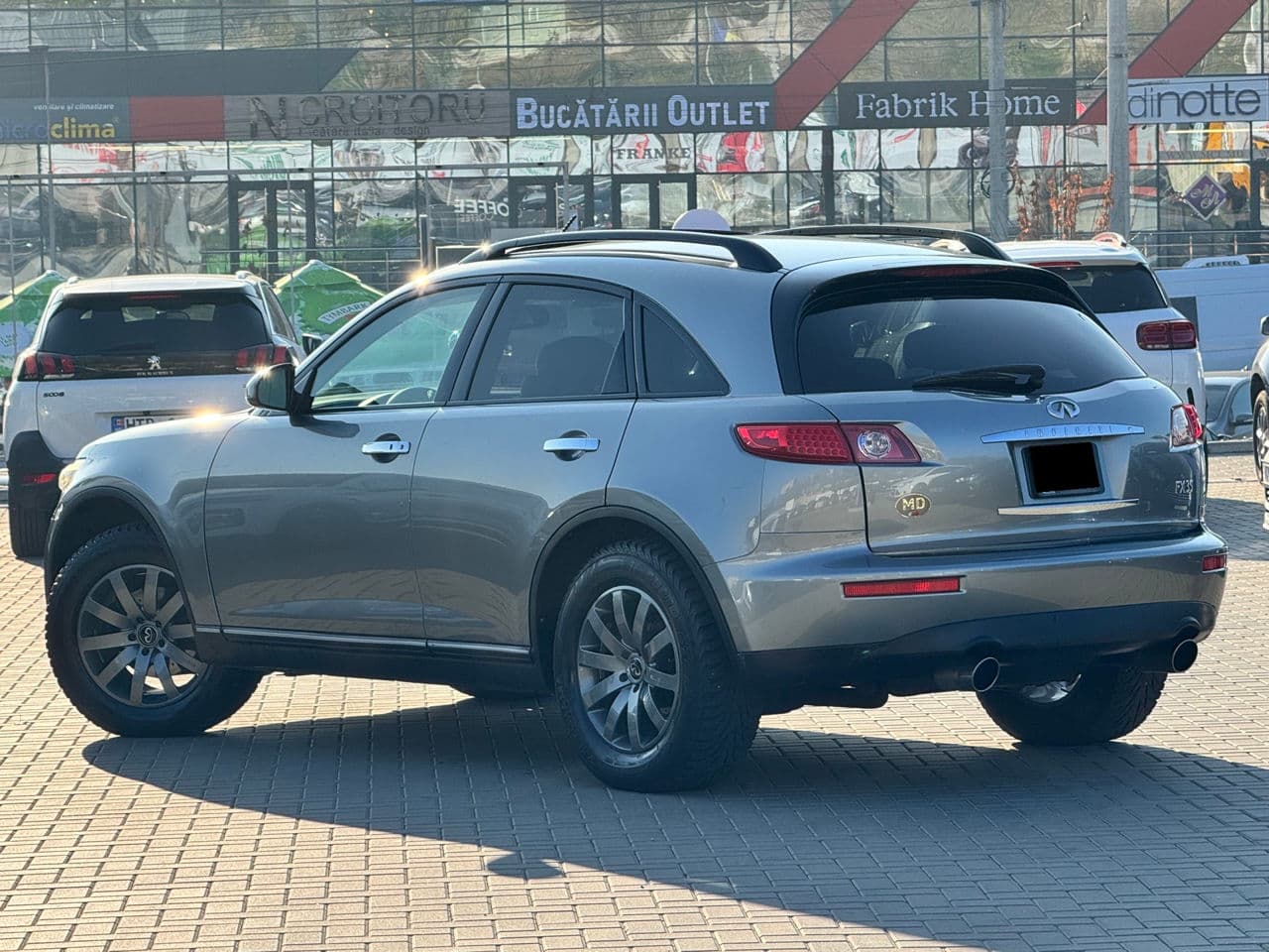 Infiniti FX 35 2004 — Миниатюра 2