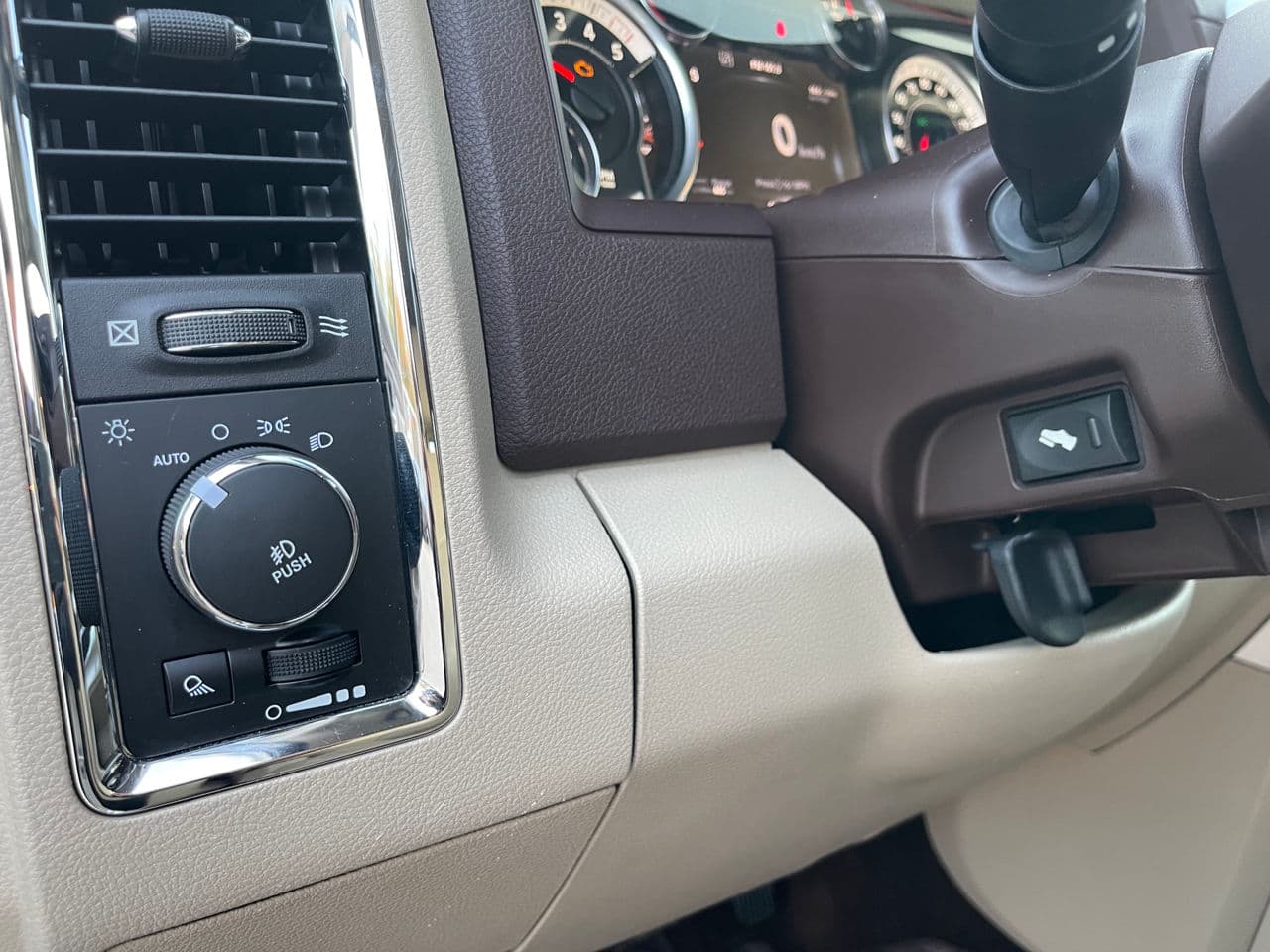 Dodge RAM 2016 — Миниатюра 7