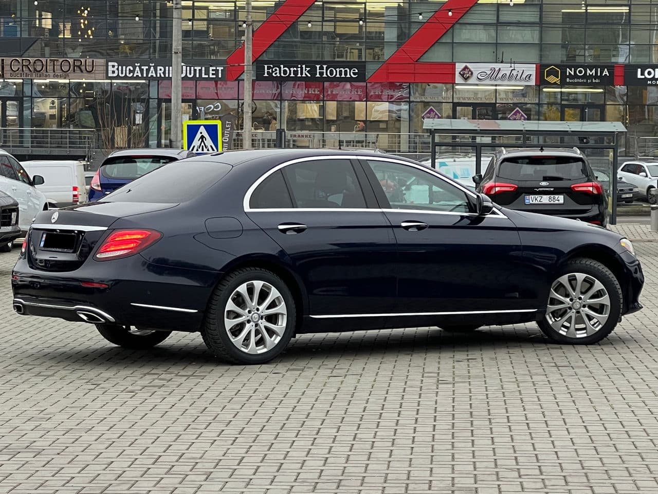 Mercedes E 300 2016 — Миниатюра 3