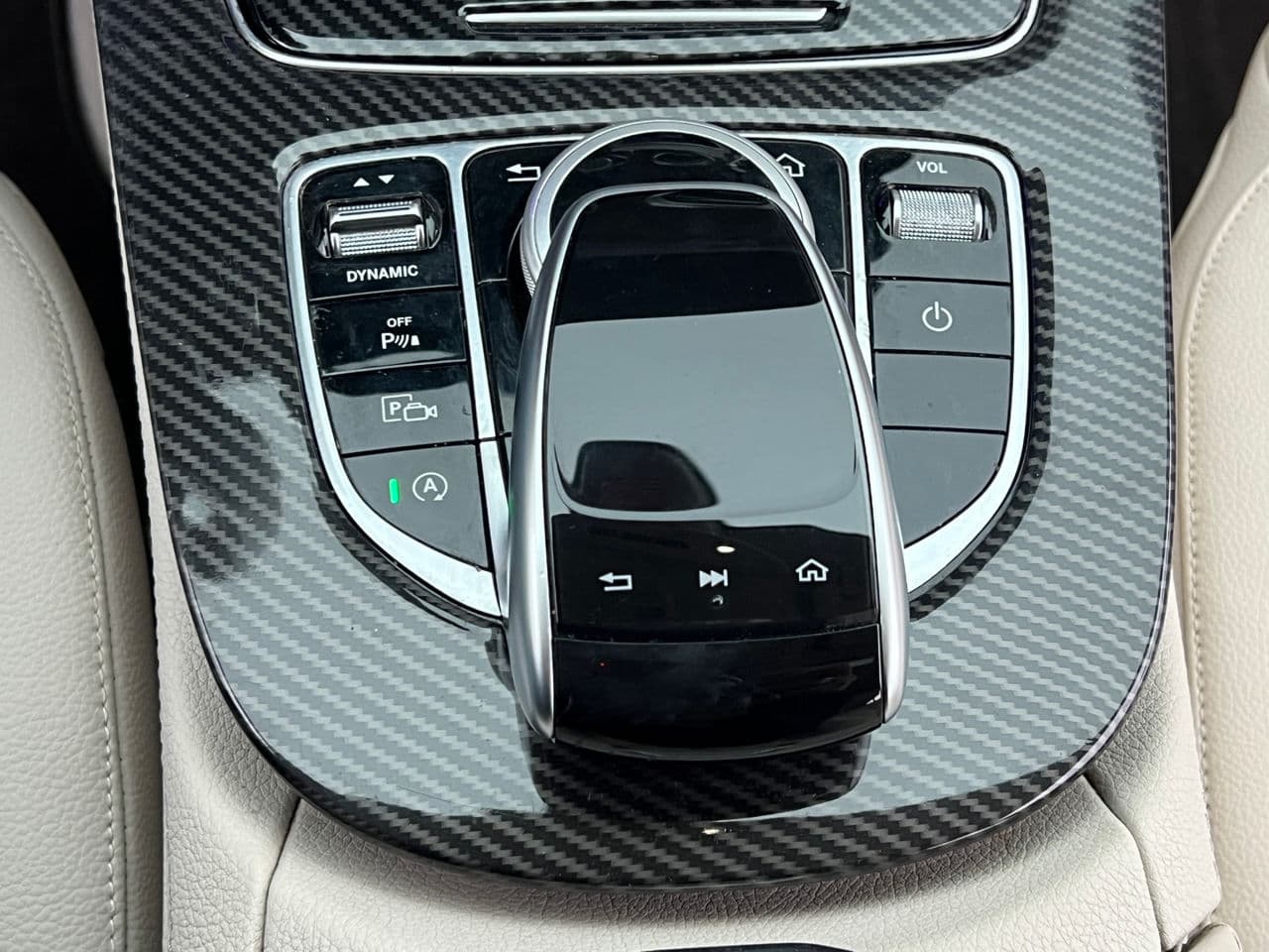 Mercedes E 300 2016 — Миниатюра 12