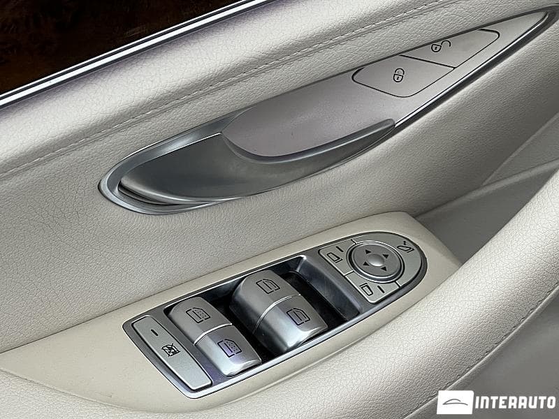 Mercedes E 300 2016 — Миниатюра 20