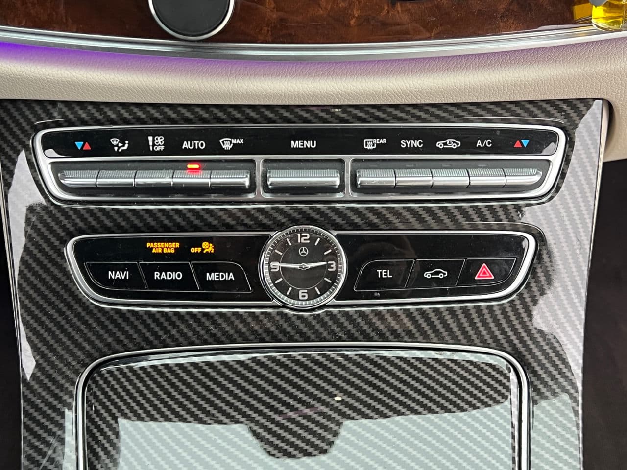 Mercedes E 300 2016 — Миниатюра 11