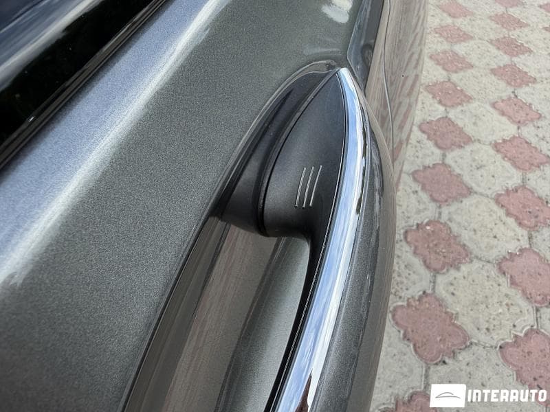 2016 BMW 740 — Miniatură 5