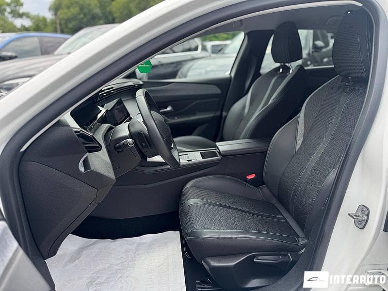 Peugeot 308 2022 — Миниатюра 5