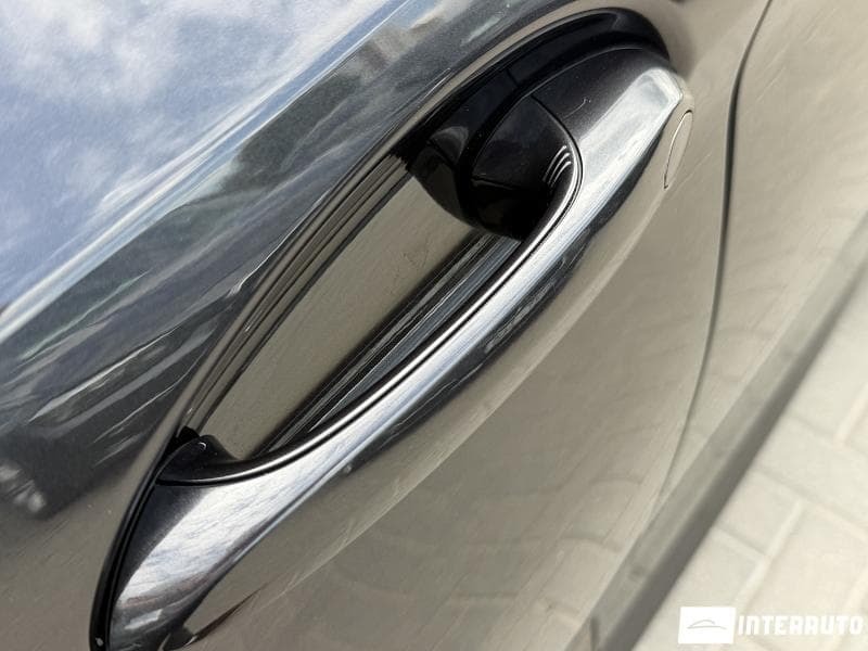 BMW 530e 2019 — Миниатюра 7