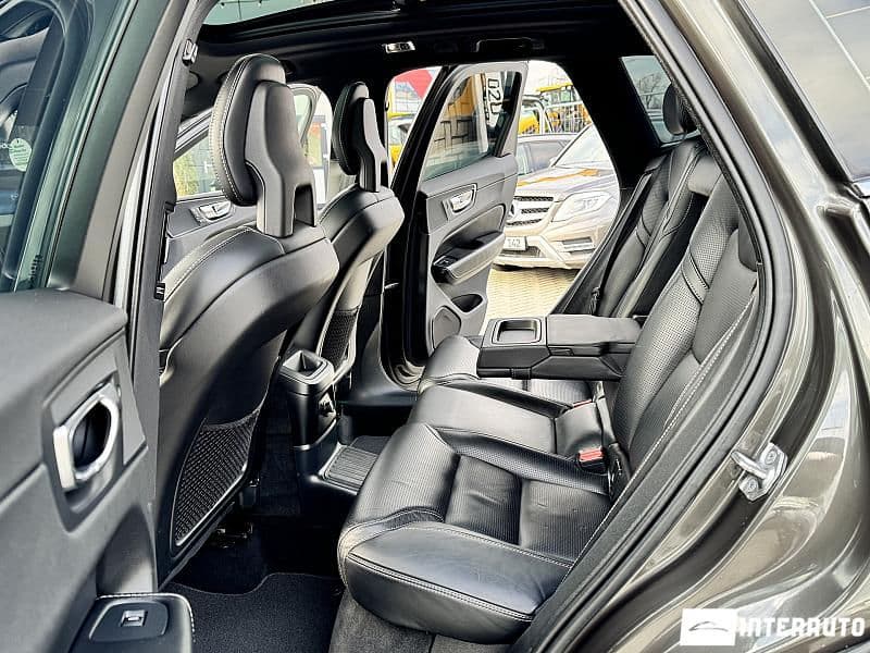 Volvo XC 60 2017 — Миниатюра 16