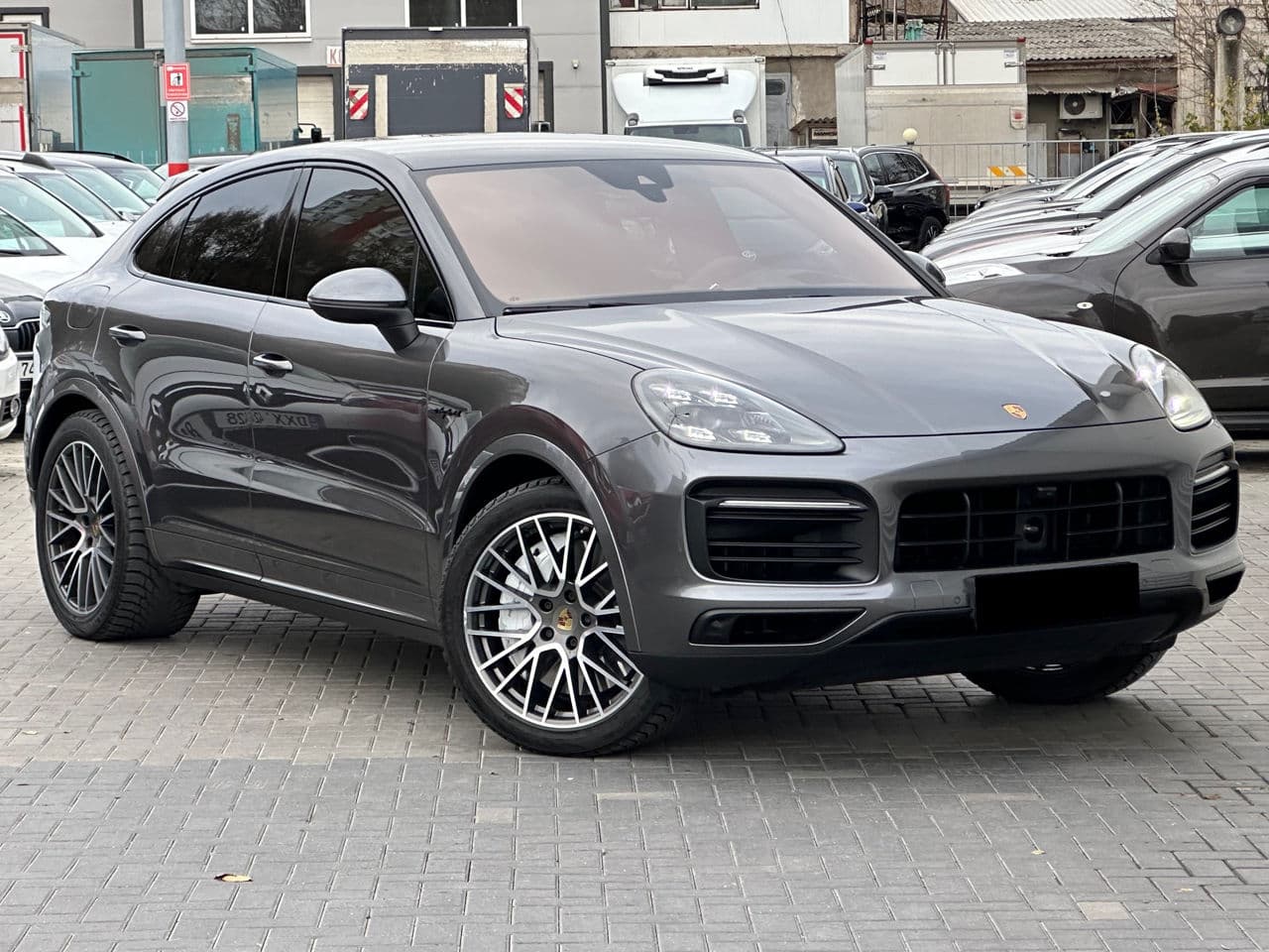 Porsche Cayenne E-Hybrid Coupe 2020 — Миниатюра 4