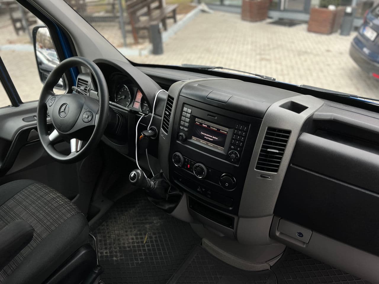Mercedes Sprinter 2017 — Миниатюра 8