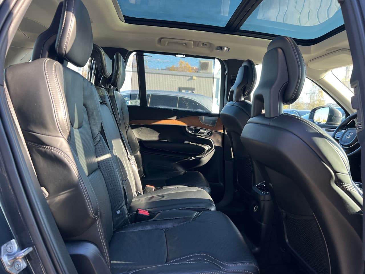 Volvo XC 90 2017 — Миниатюра 17