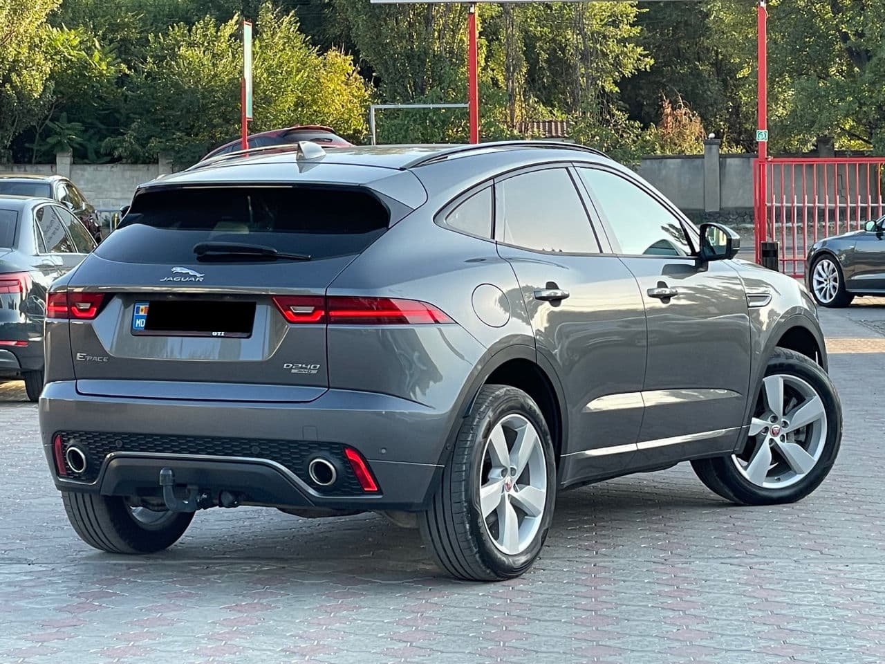 Jaguar E-Pace 2018 — Миниатюра 3