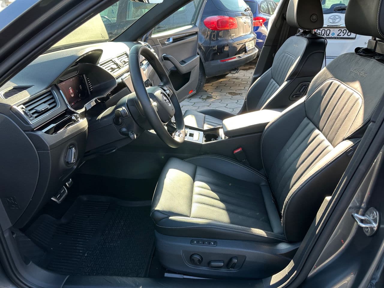 Skoda Superb 2023 — Миниатюра 6