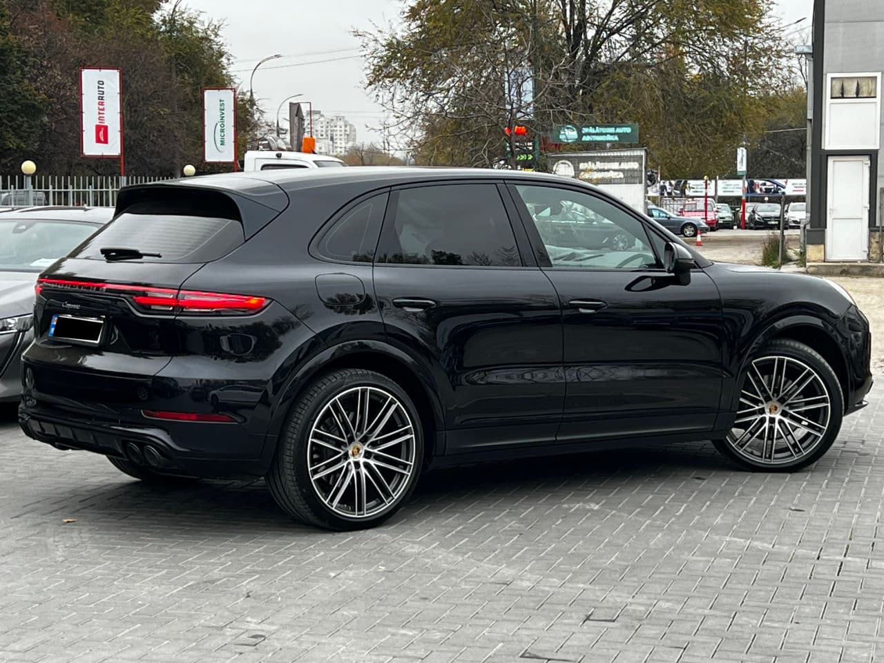 Porsche Cayenne E-Hybrid 2019 — Миниатюра 3