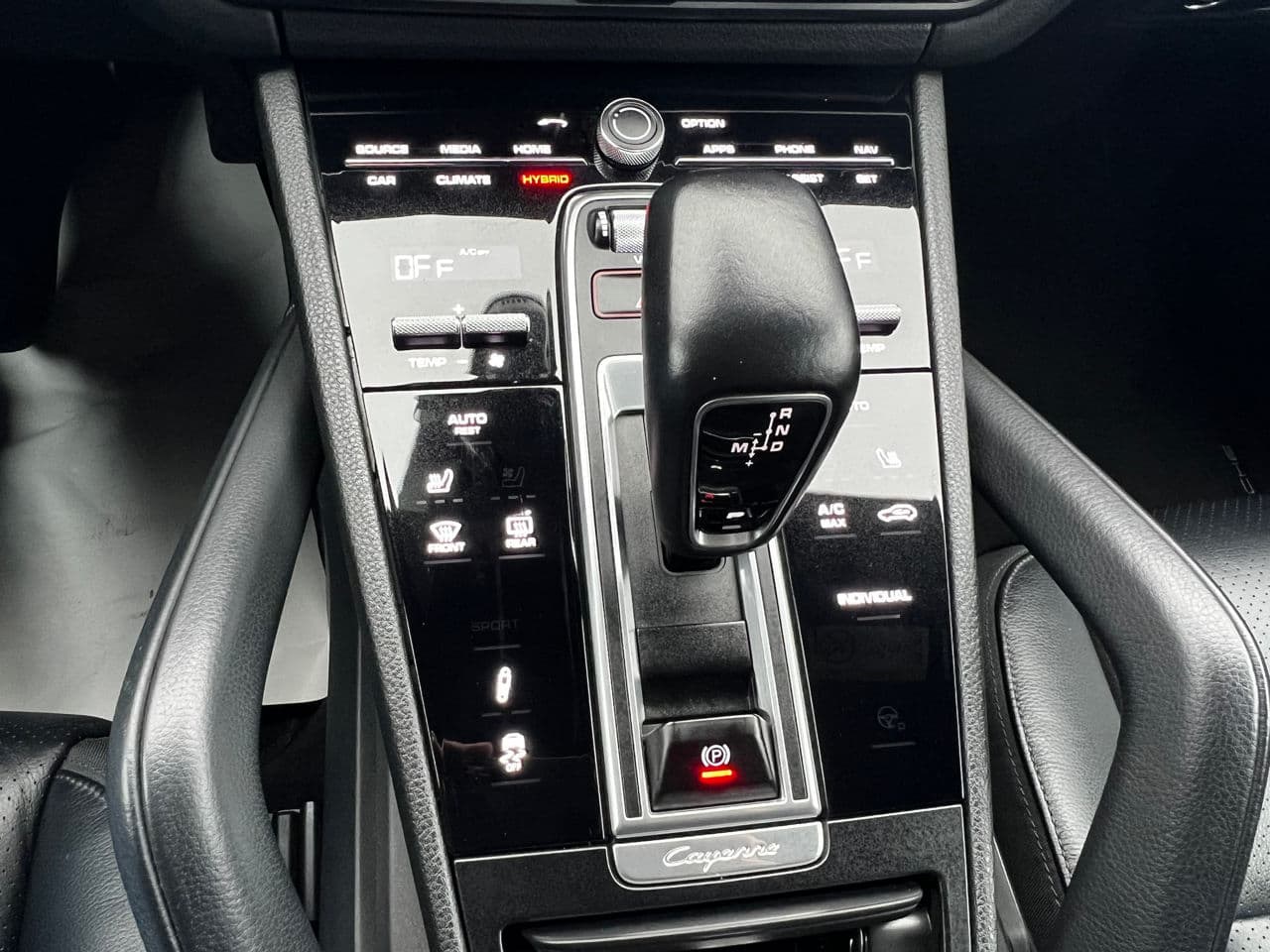 Porsche Cayenne E-Hybrid 2019 — Миниатюра 12
