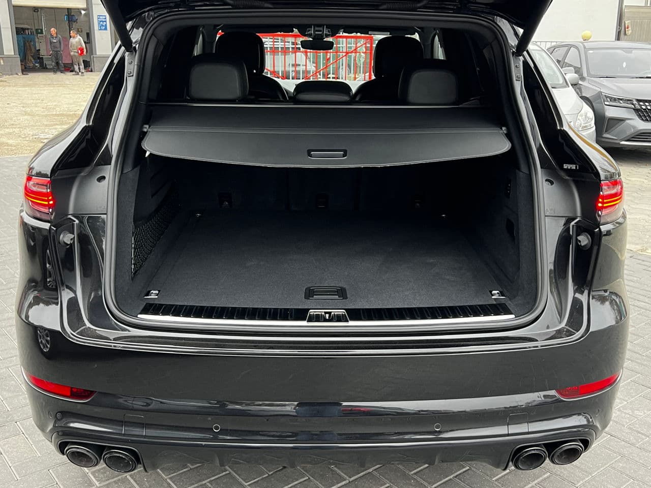 Porsche Cayenne E-Hybrid 2019 — Миниатюра 20