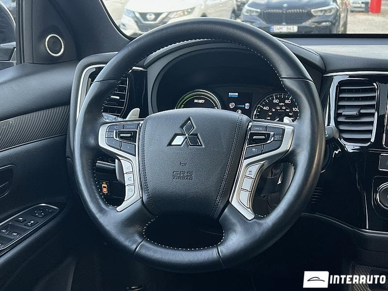 Mitsubishi Outlander 2019 — Миниатюра 10
