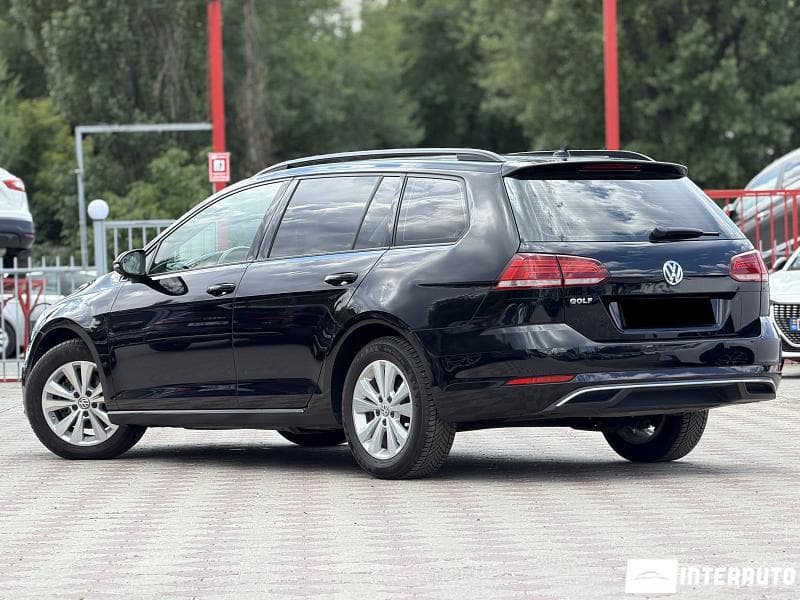 Volkswagen Golf 2018 — Миниатюра 3