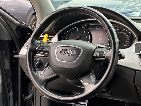 2010 Audi A8 — Miniatură 9