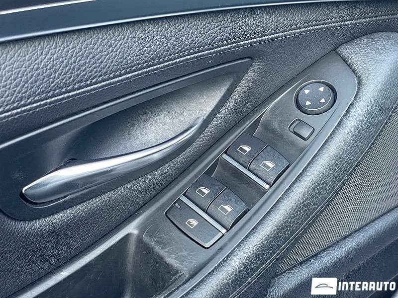 BMW 520 2015 — Миниатюра 6